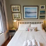 The Apartment At Queen Anne\'S Lodge