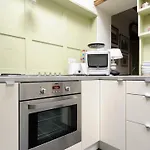 10 Cobb Terrace