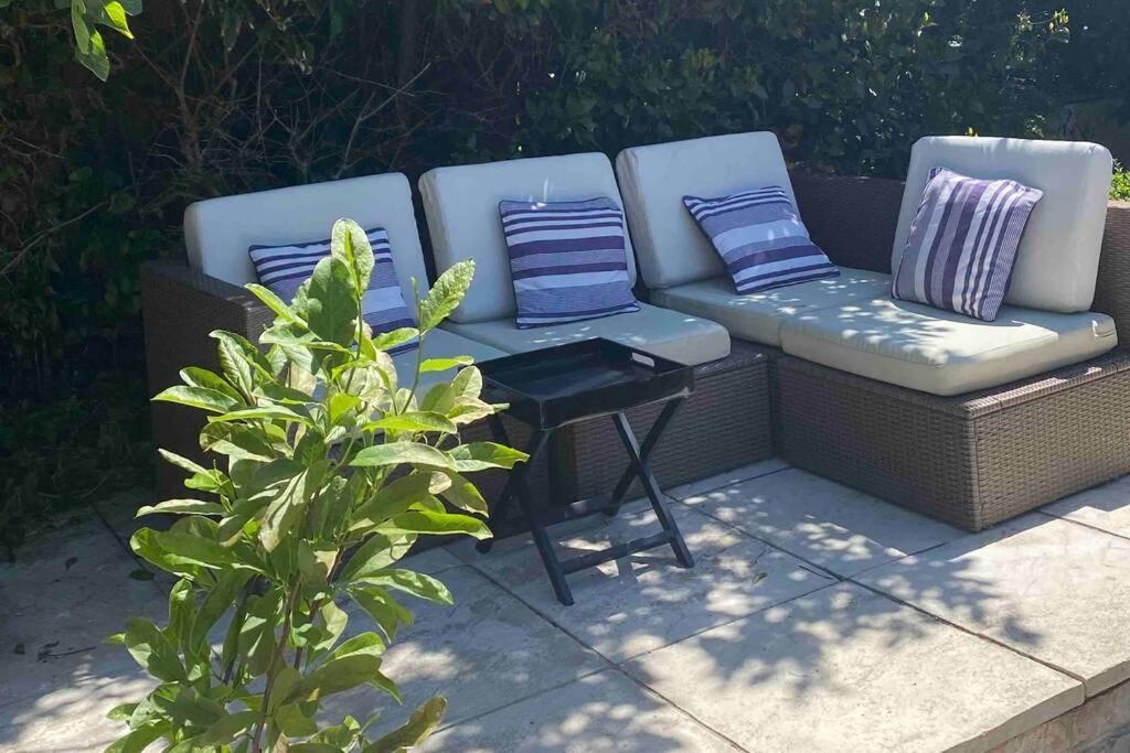 Holiday home Monmouth House Lyme Regis, Up To 16 Guests, Dog Friendly, Garden, Hot Tub Lyme Regis