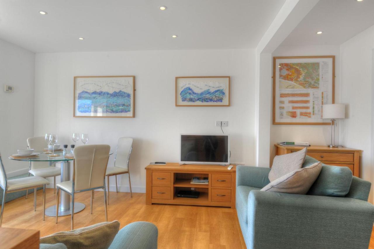 Sea Fever Apartment *