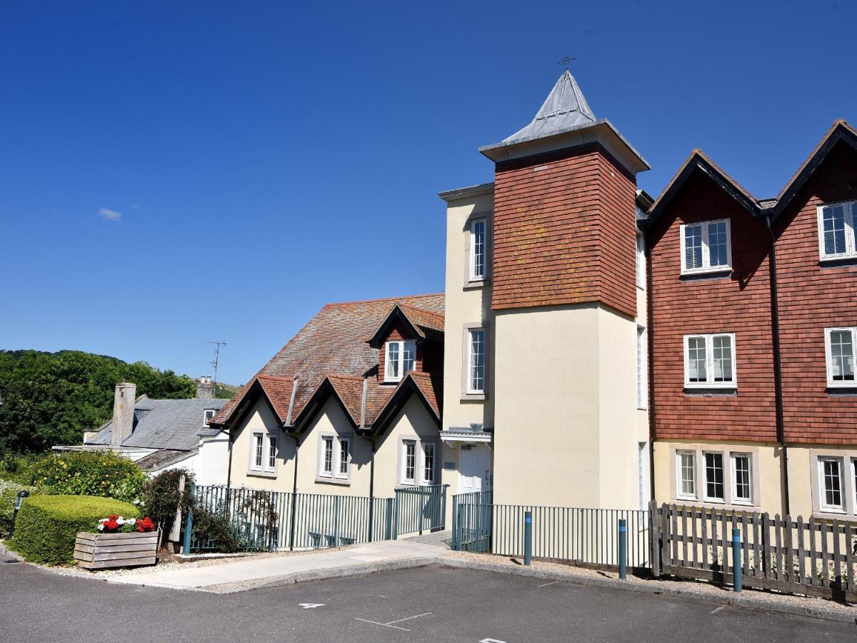 Apartment 13 Buckfields Lyme Regis