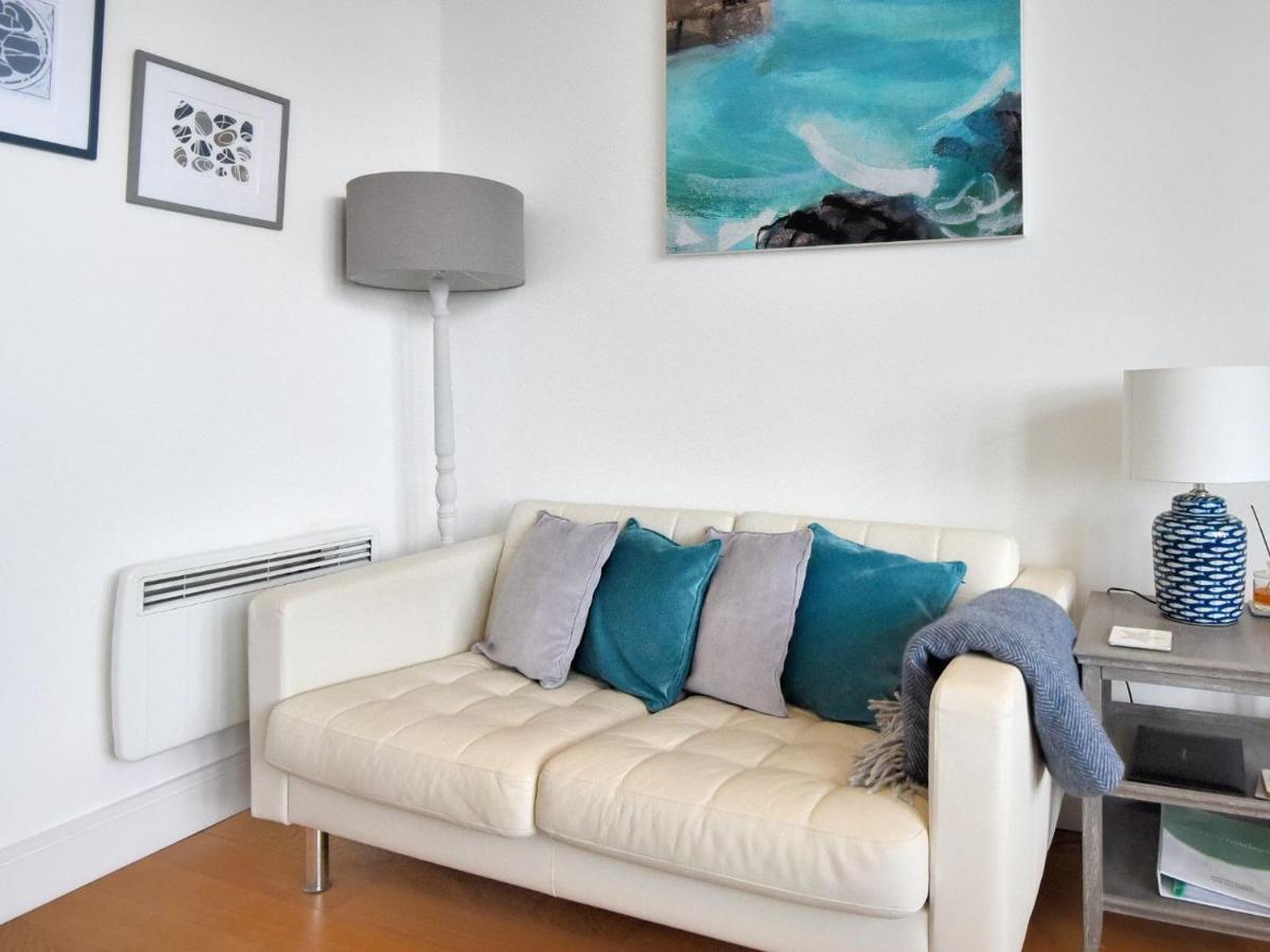 1 Coram Tower * Lyme Regis