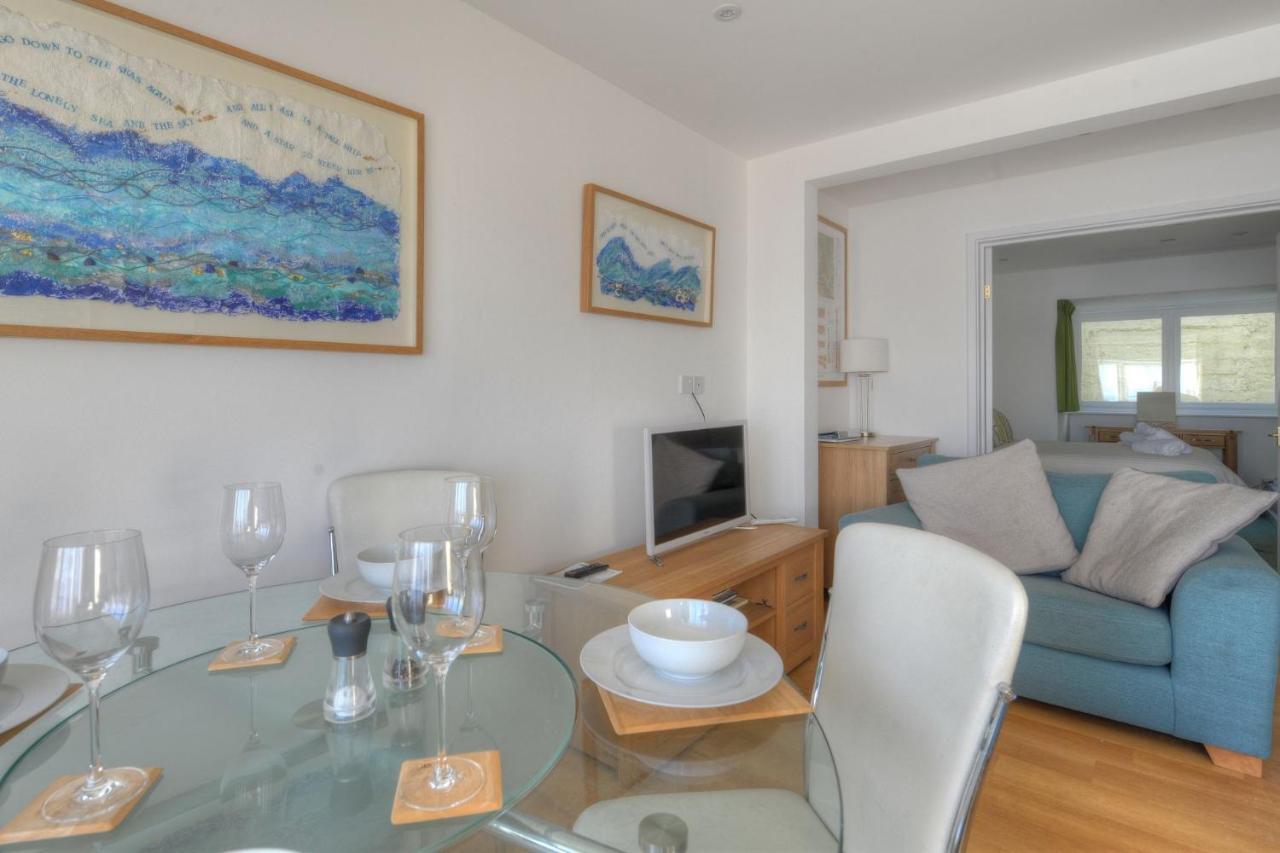 Sea Fever Apartment