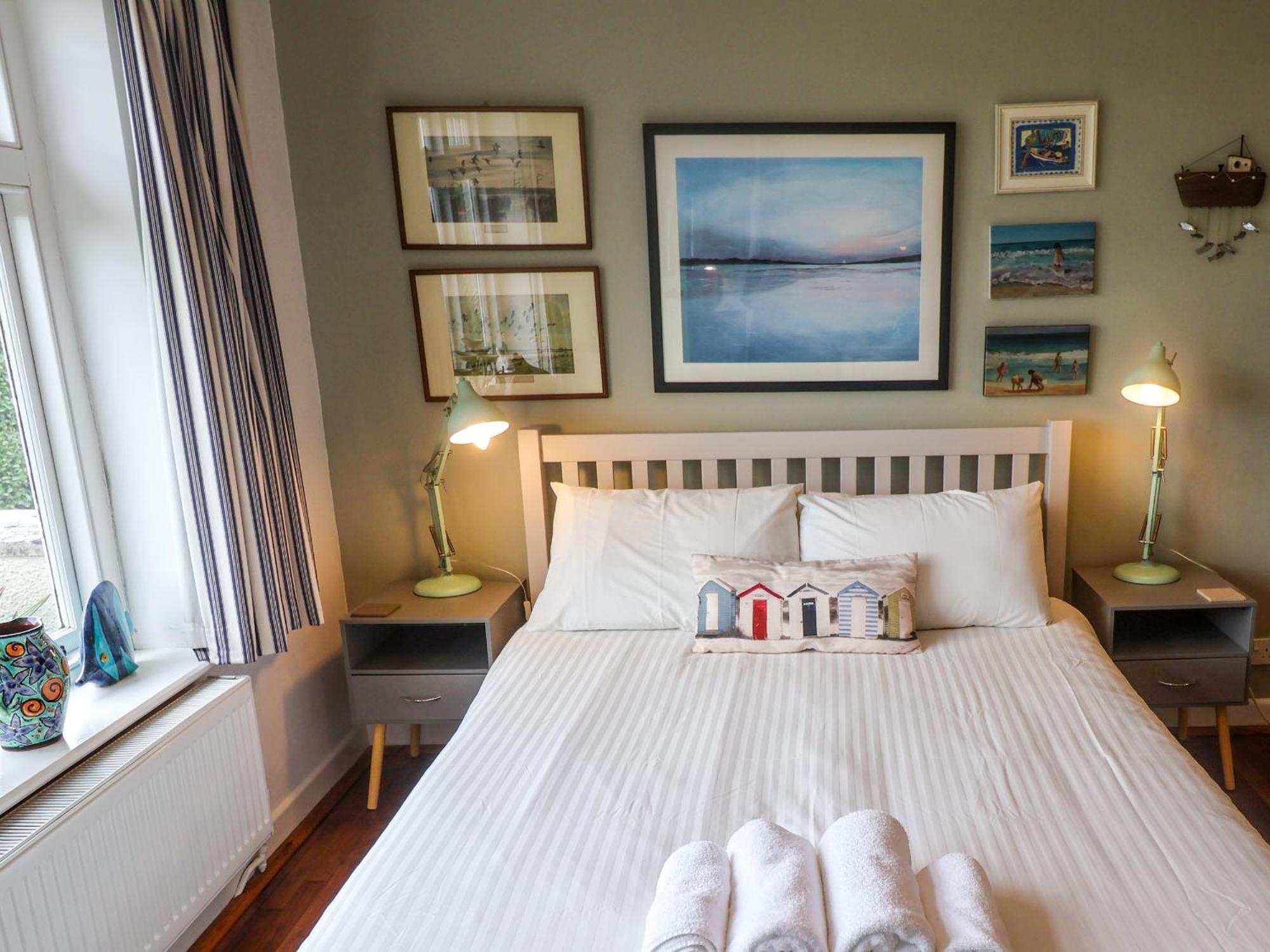 The At Queen Anne's Holiday home Lyme Regis