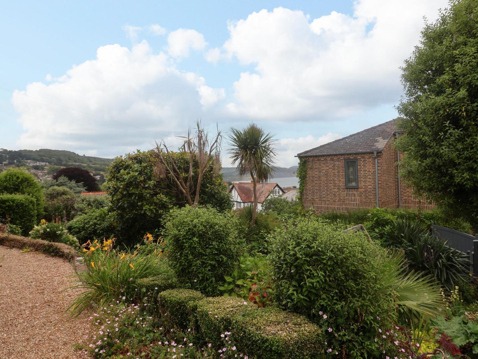 Holiday home The At Queen Anne's Lyme Regis