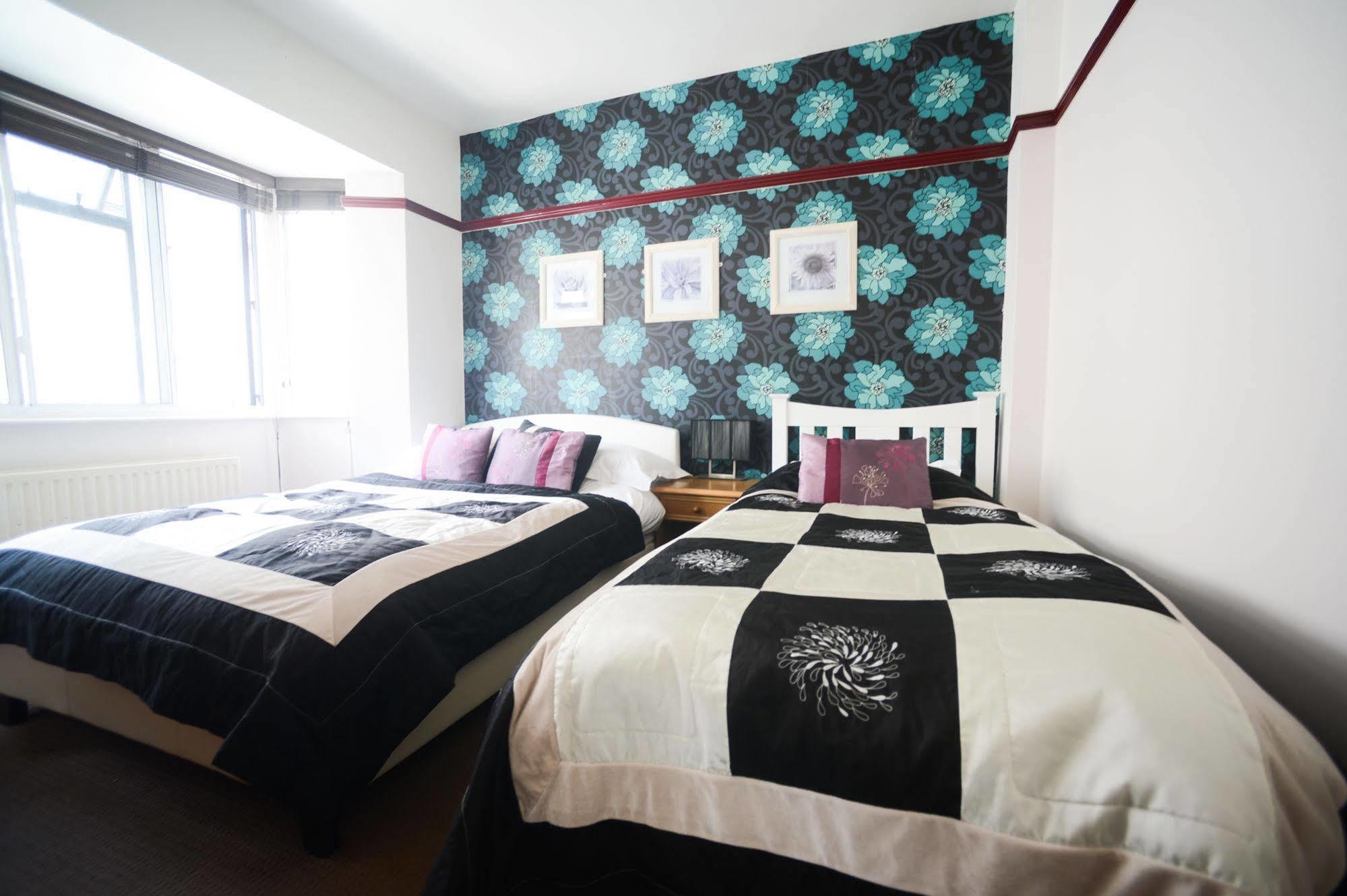 Cobb Arms Hotel Lyme Regis