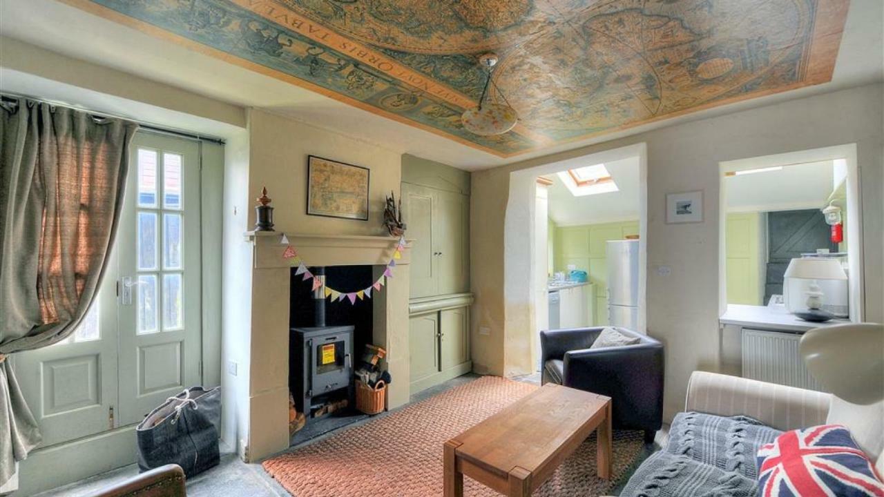 Holiday home 10 Cobb Terrace