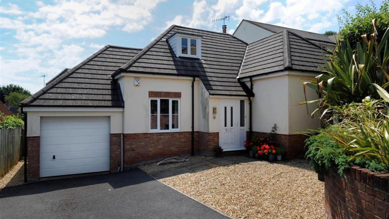 Holiday home 2a St Georges Hill *