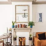 Lyme Townhouse