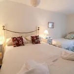 4 East Cliff