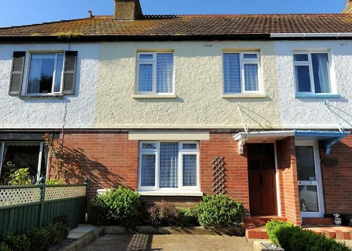 23 Lym Close