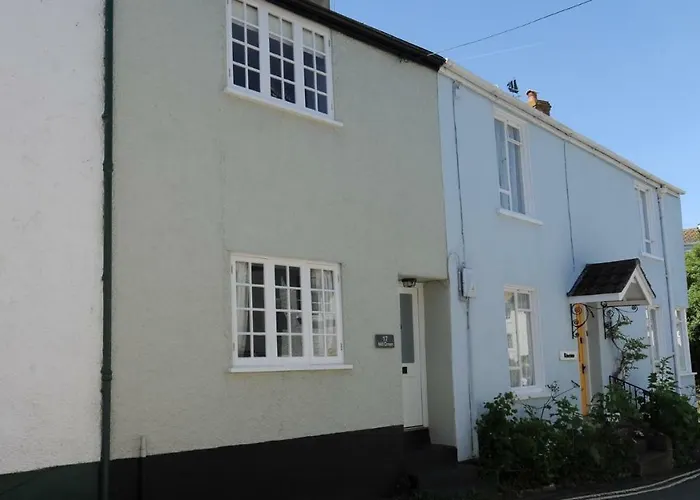 17 Mill Green