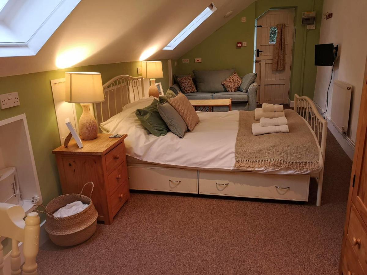Kersbrook Guest