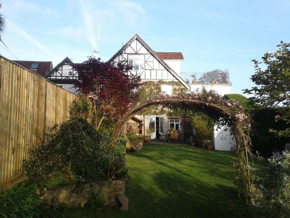The Lymes Bed & Breakfast *