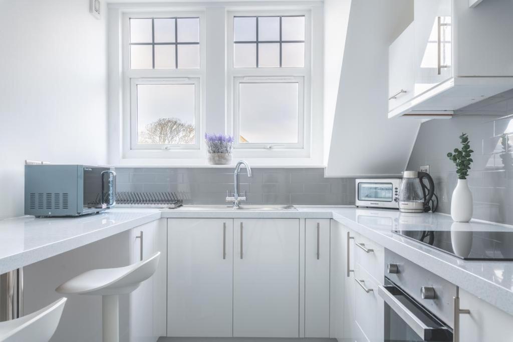 Coast View Luxury Apartment Lyme Regis