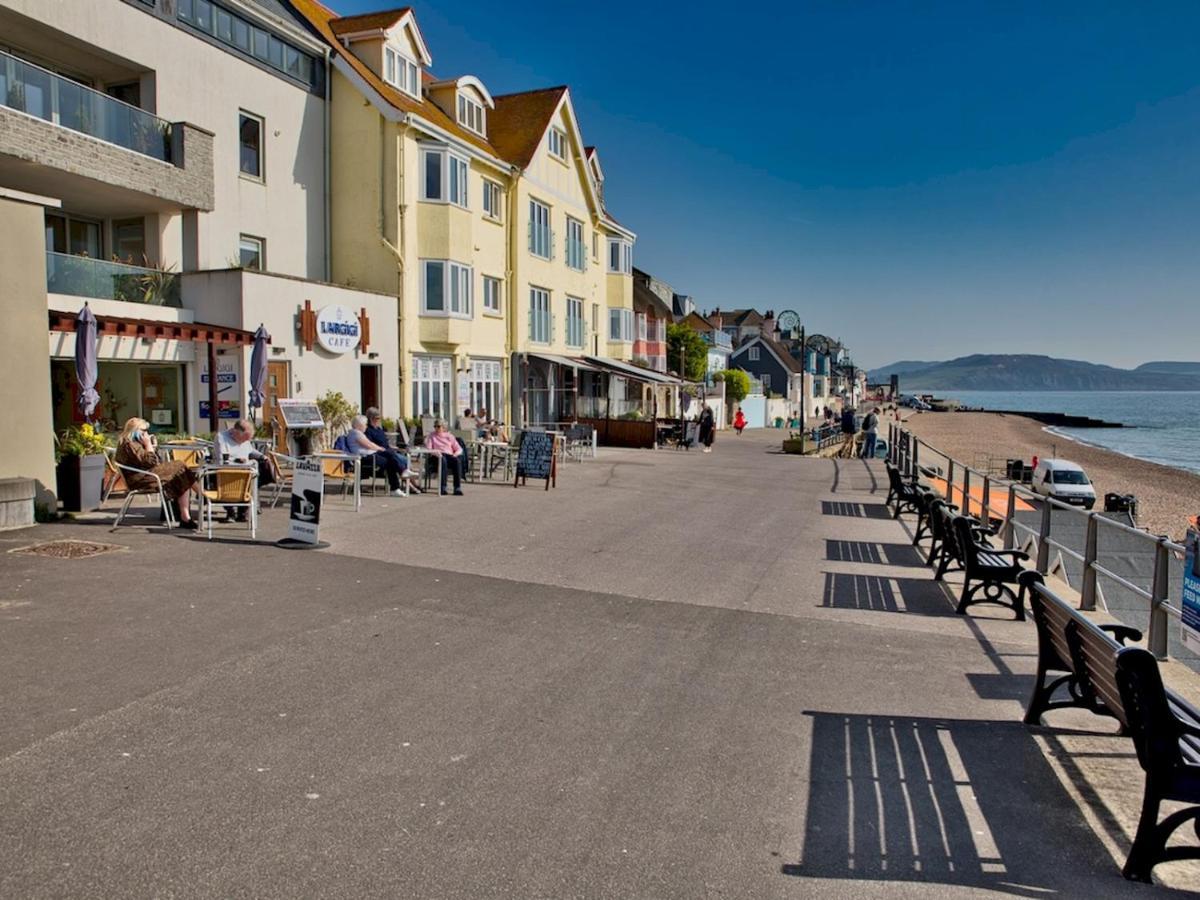 Pass The Keys Great Place To In Lovely Sleeps 4 * Lyme Regis