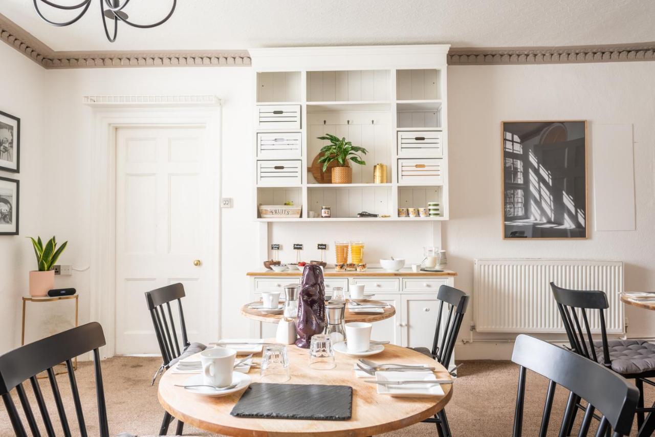 Lyme Townhouse Acomodação com café da manhã  3*