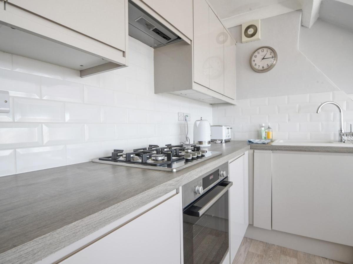 Apartment 3 Cobb View Lyme Regis