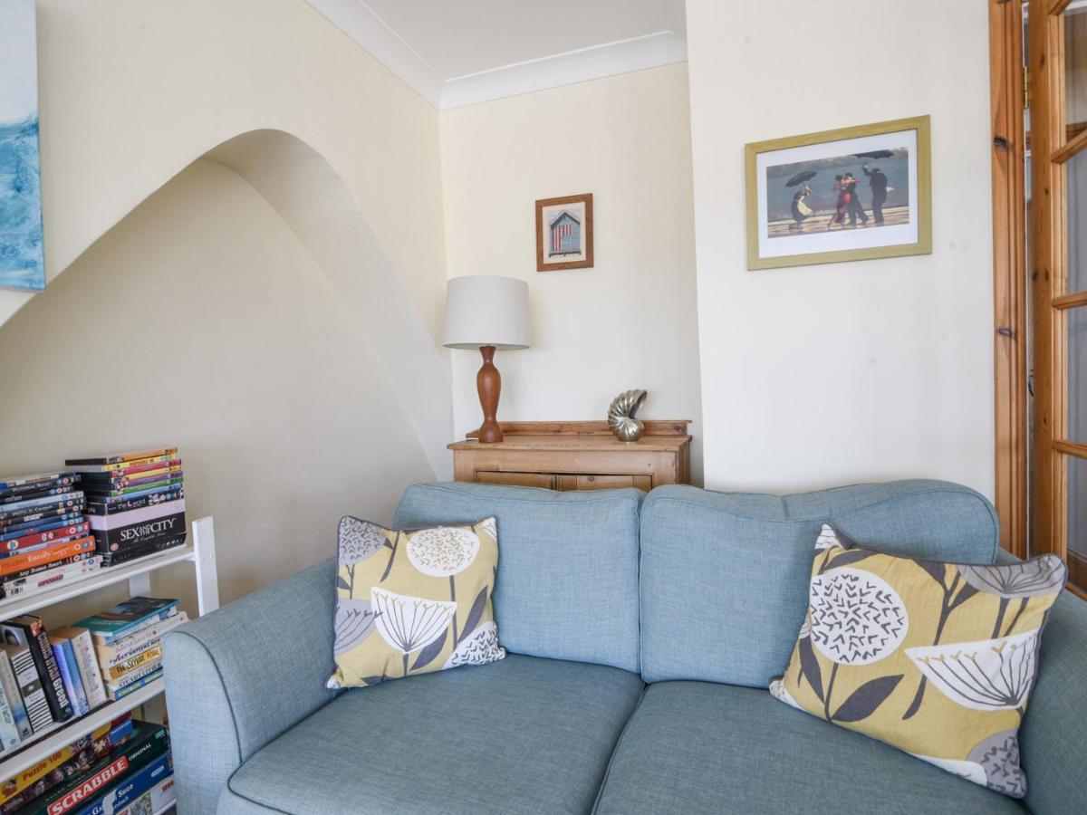 3 Cobb View * Lyme Regis