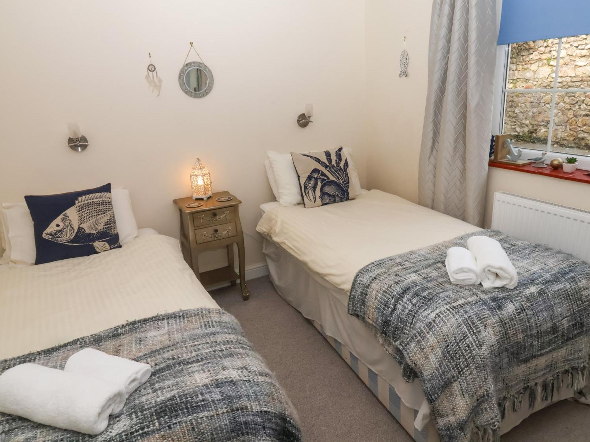 Lyme Views Apartment Lyme Regis