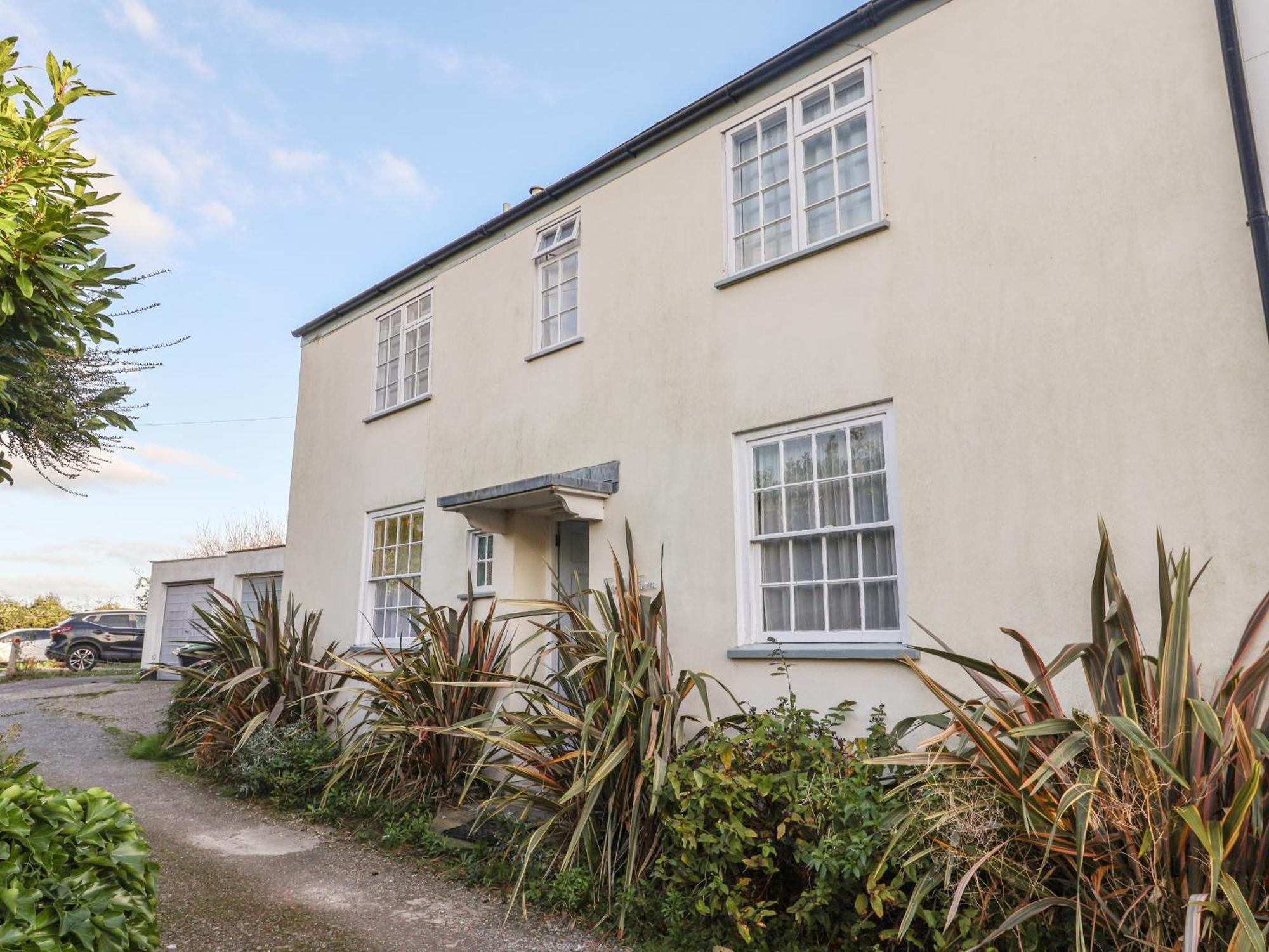 4 East Cliff Lyme Regis