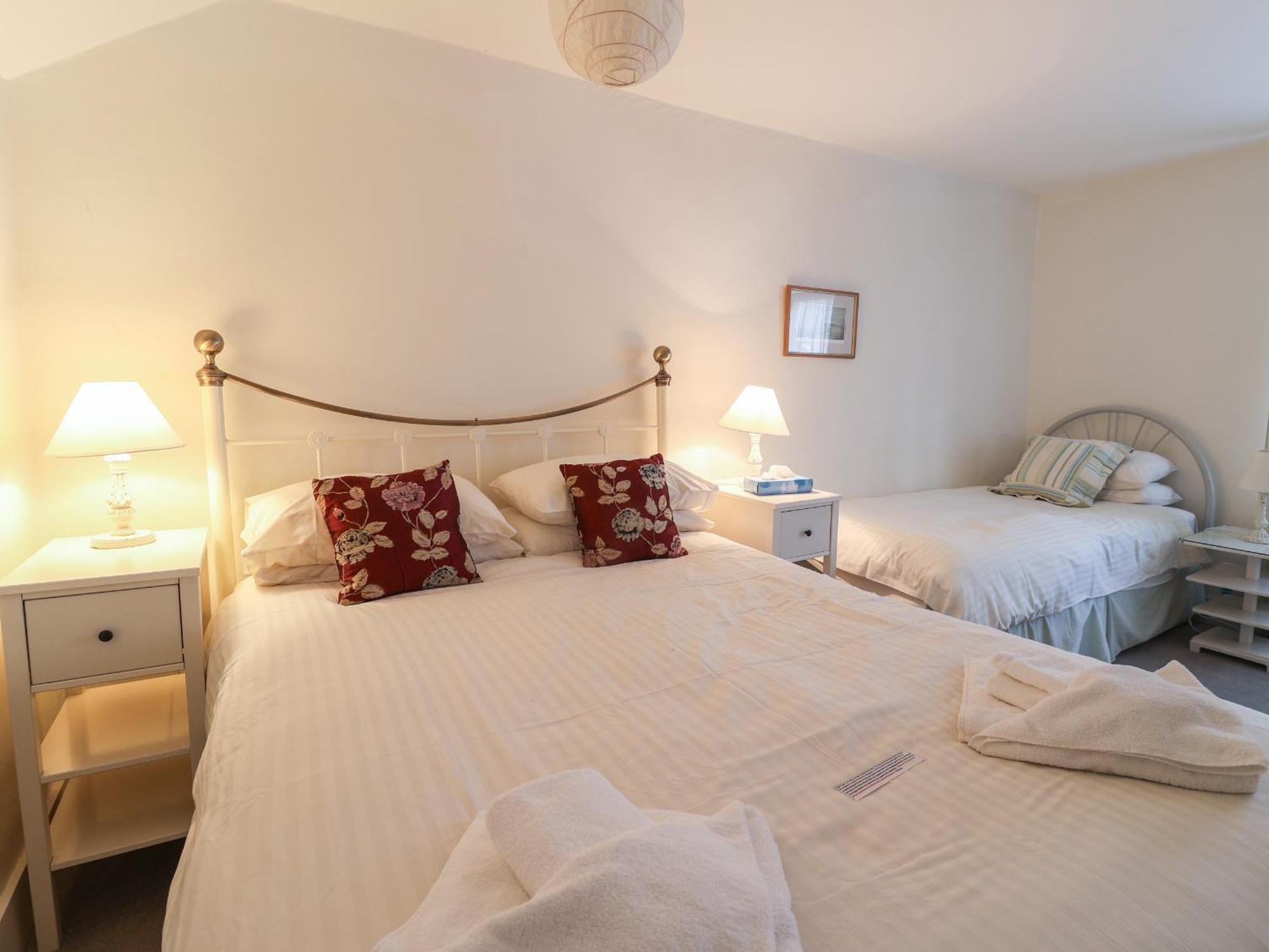 Holiday home 4 East Cliff Lyme Regis