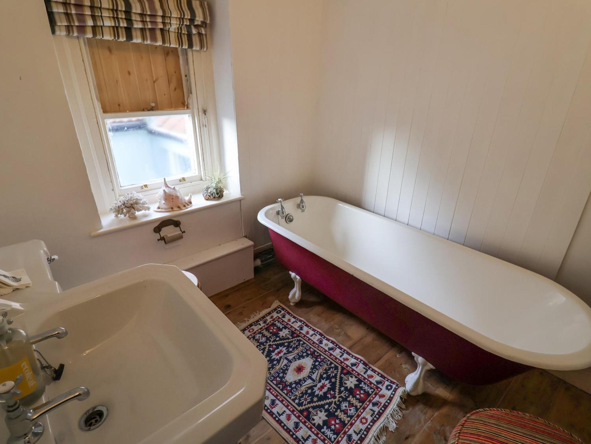 Old Monmouth Holiday home *