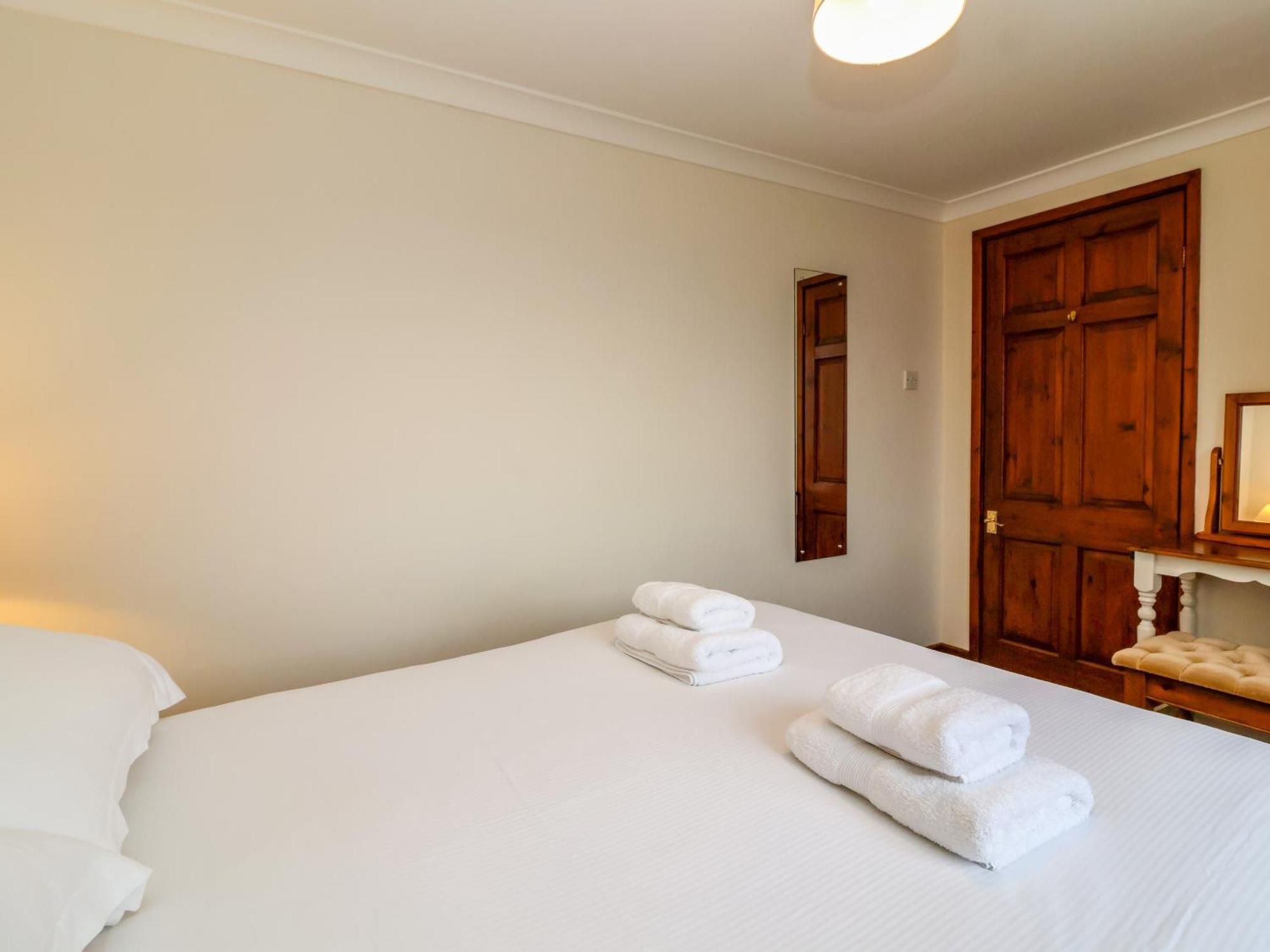 The Stable Apartment Lyme Regis