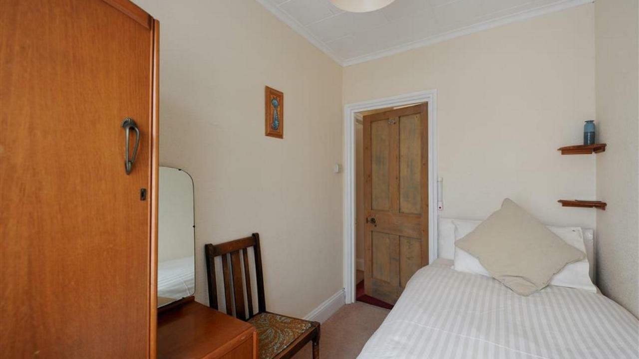 23 Lym Close Holiday home *
