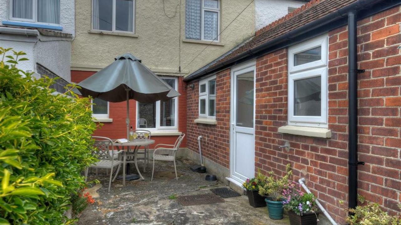 Holiday home 23 Lym Close *