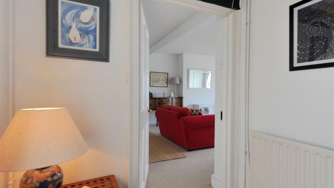 Holiday home Ross House *