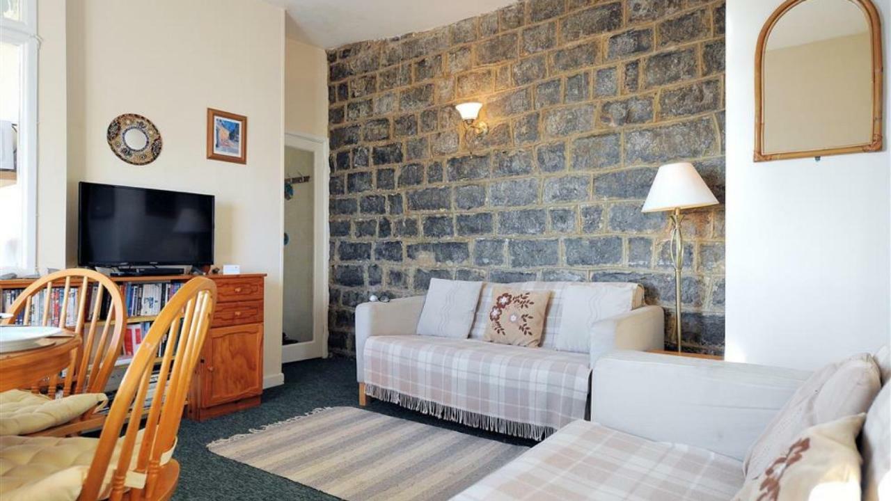 1 The Boat House Apartment