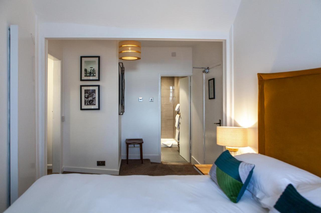 Lyme Townhouse 3*