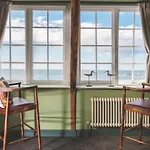 Rock Point Inn