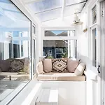 Flat 1 Teneriffe