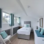 Largigi Rooms