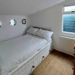 Sea Forever - Beautiful Chalet Which Overlooks The Sea! Amazing Views,Lovely Interior And Set Within The Best Part Of Lyme With Beaches, Restaurants And Harbour All On Your Doorstep! Rated Highly