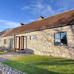 2 Home Farm South