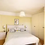 2 Old Home Farm