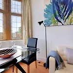 1 Coram Tower