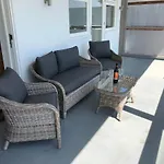 Jurassic View Apartment