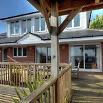 4 Coram Court