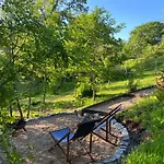 Romantic Woodland Cabin Near Lyme Regis And River Cottage