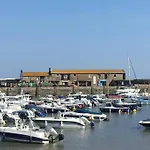 2 Dorset Mews