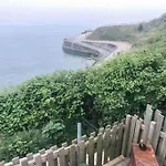 Lyme Clifftop Hideaway