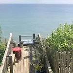 Lyme Clifftop Hideaway