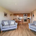 5 Buckfields