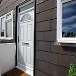11 The Gables