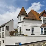 Lyme Gables