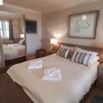 7 Coram Court